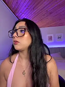 Violetta pinkk1 online show from February 1, 4:11 am