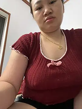 Puka2001 online show from March 23, 7:09 pm