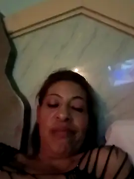 roxii8530 online show from February 12, 11:56 am