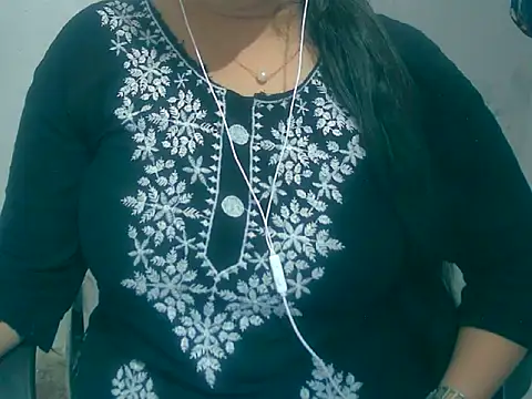 Cute Aliyaa online show from March 14, 11:22 am