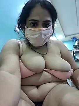 diyam4002 online show from January 31, 7:11 pm