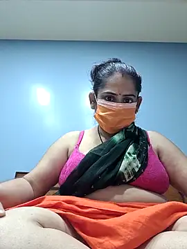 diyam4002 online show from February 3, 9:14 am