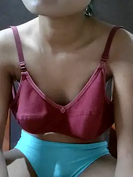 twinkle20 online show from February 3, 6:22 am