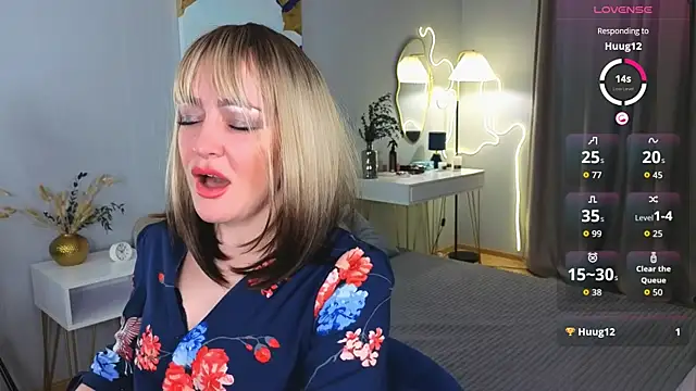 Oliiviaa  online show from February 9, 8:16 am