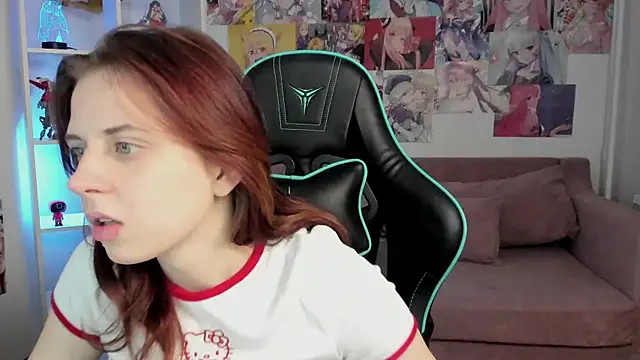 FreyaVey online show from March 2, 5:19 am