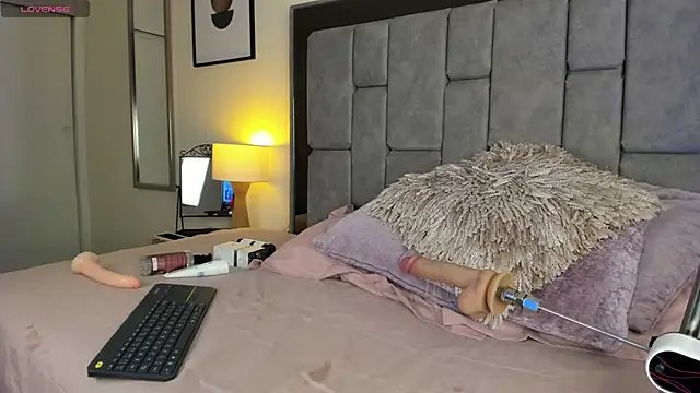 Melisaahot online show from March 11, 3:22 am