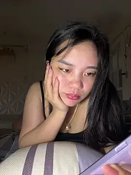  Lylyy online show from April 16, 4:02 am