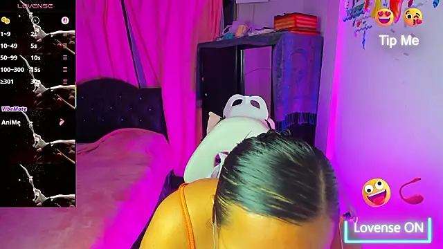  aitana online show from March 13, 2:13 am