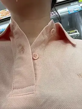 MiaTee online show from March 17, 2:15 am