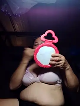 Cold-girlr12 online show from June 24, 3:22 pm