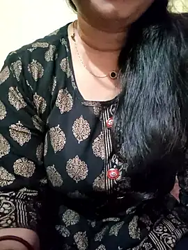 PARI51 online show from February 23, 9:03 pm