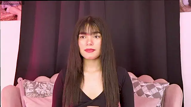 dakotacollins  online show from March 26, 3:52 am