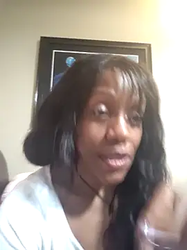 NatalieGainer goodies online show from April 16, 6:35 am