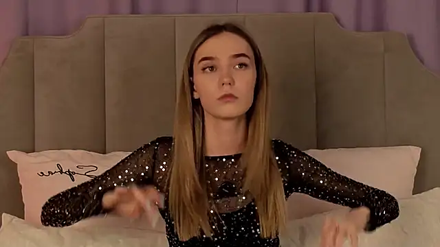 NikkiRyx online show from April 19, 3:12 pm