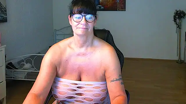 Sylly online show from June 2, 6:03 am