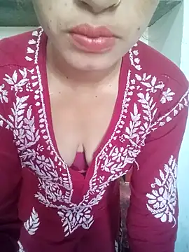 khushi rawat online show from February 3, 5:16 am