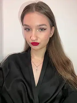 Green eyes lady online show from February 14, 12:51 pm