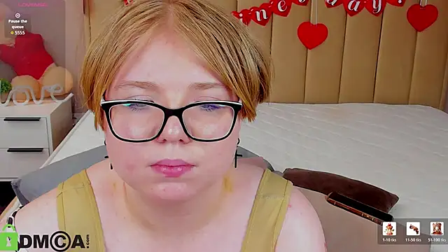 Lauraaa Smith online show from February 20, 6:26 am