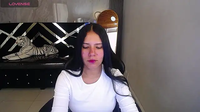 Isabellanoir a online show from February 16, 1:11 pm