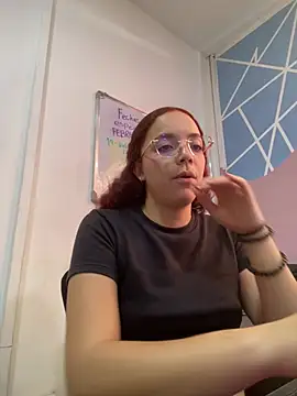 Miss Dior2 online show from February 12, 4:41 pm