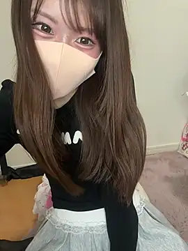 momo mm online show from May 4, 11:25 am
