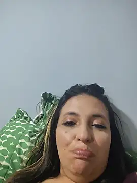 KENDRA-HONEY online show from May 27, 4:09 am