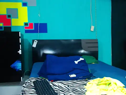 analyn-2027 online show from February 22, 11:05 pm