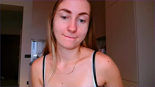 BluueSilk online show from November 26, 9:43 am