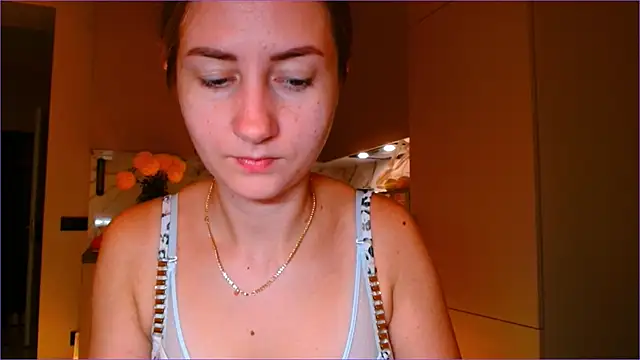 BluueSilk online show from November 11, 6:42 am