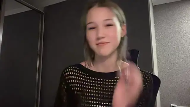 lilXdomiii online show from March 10, 2:32 pm