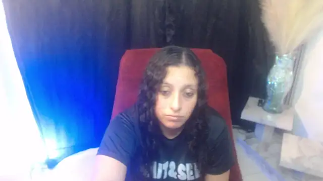 Barbara D Valencia online show from May 30, 4:15 pm