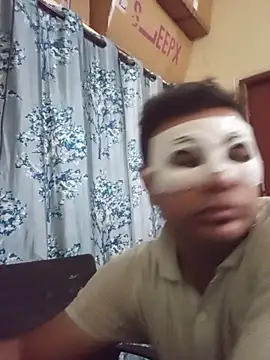 pinkbox online show from April 12, 7:33 am