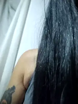 cynliu online show from May 2, 5:55 am