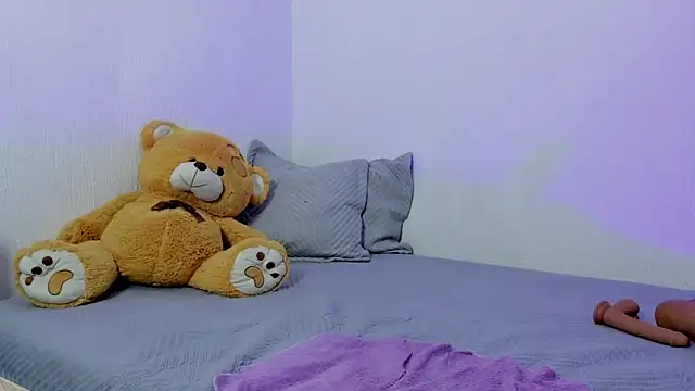 TORIRAVEEN online show from March 6, 3:12 am