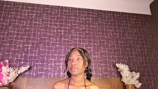 mollyjackson  online show from March 10, 10:47 pm