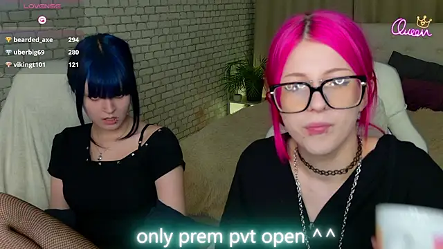 michelewild online show from April 16, 8:19 pm