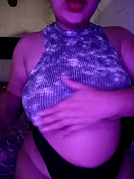 soylula884 online show from February 23, 8:30 pm