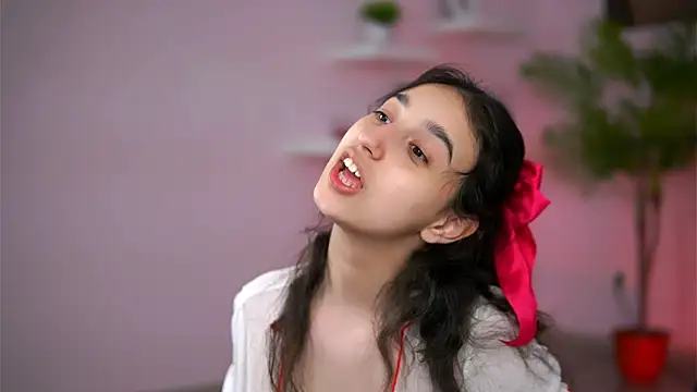 JullyFox online show from May 28, 10:46 am