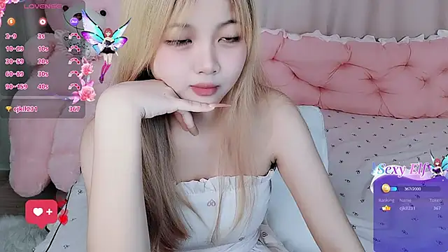 -Anya-666- online show from April 16, 9:39 pm