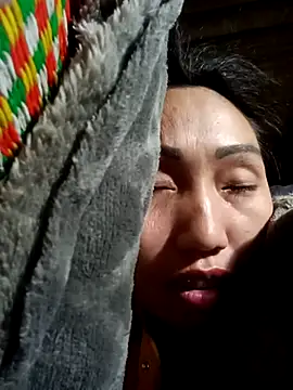 hot-luna- online show from March 17, 1:04 pm