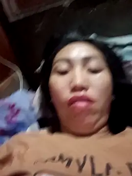 hot-luna- online show from February 25, 11:47 pm