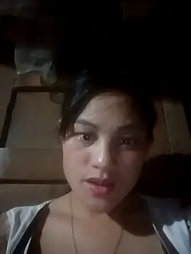 Momo-biki online show from April 14, 2:06 pm