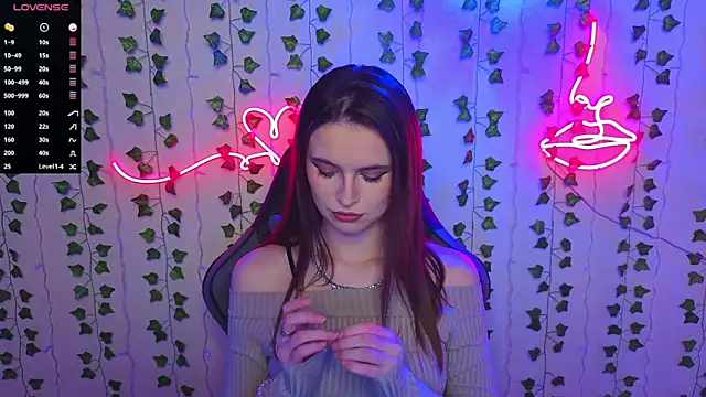 AliceIMonta online show from March 2, 2:24 pm