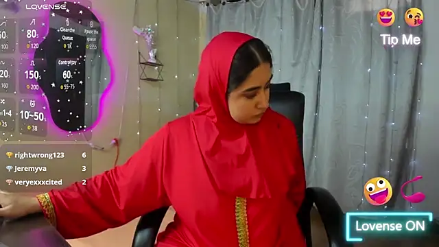 SamiraAwada online show from March 13, 7:59 pm