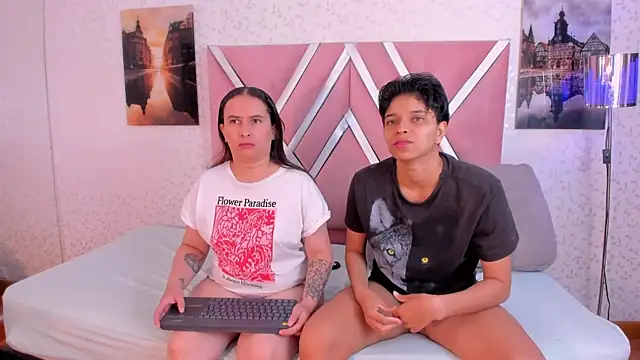 natasha and zoe online show from February 28, 11:31 am