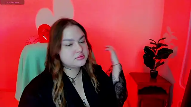 Sofiawetsweet online show from February 11, 7:43 am