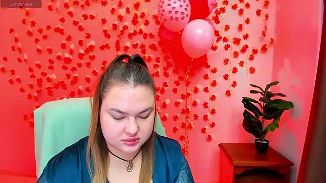 Sofiawetsweet online show from February 10, 7:33 am