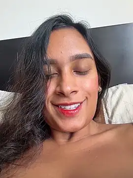 LunaHeat online show from March 26, 6:09 pm