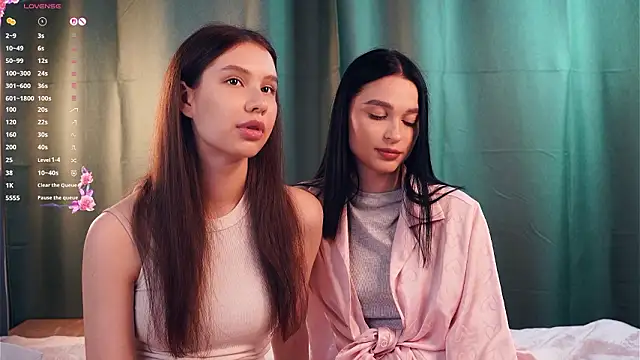 ZofiaSoshnik online show from February 3, 7:35 am