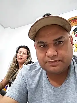 wessAndSandri online show from March 20, 8:25 pm